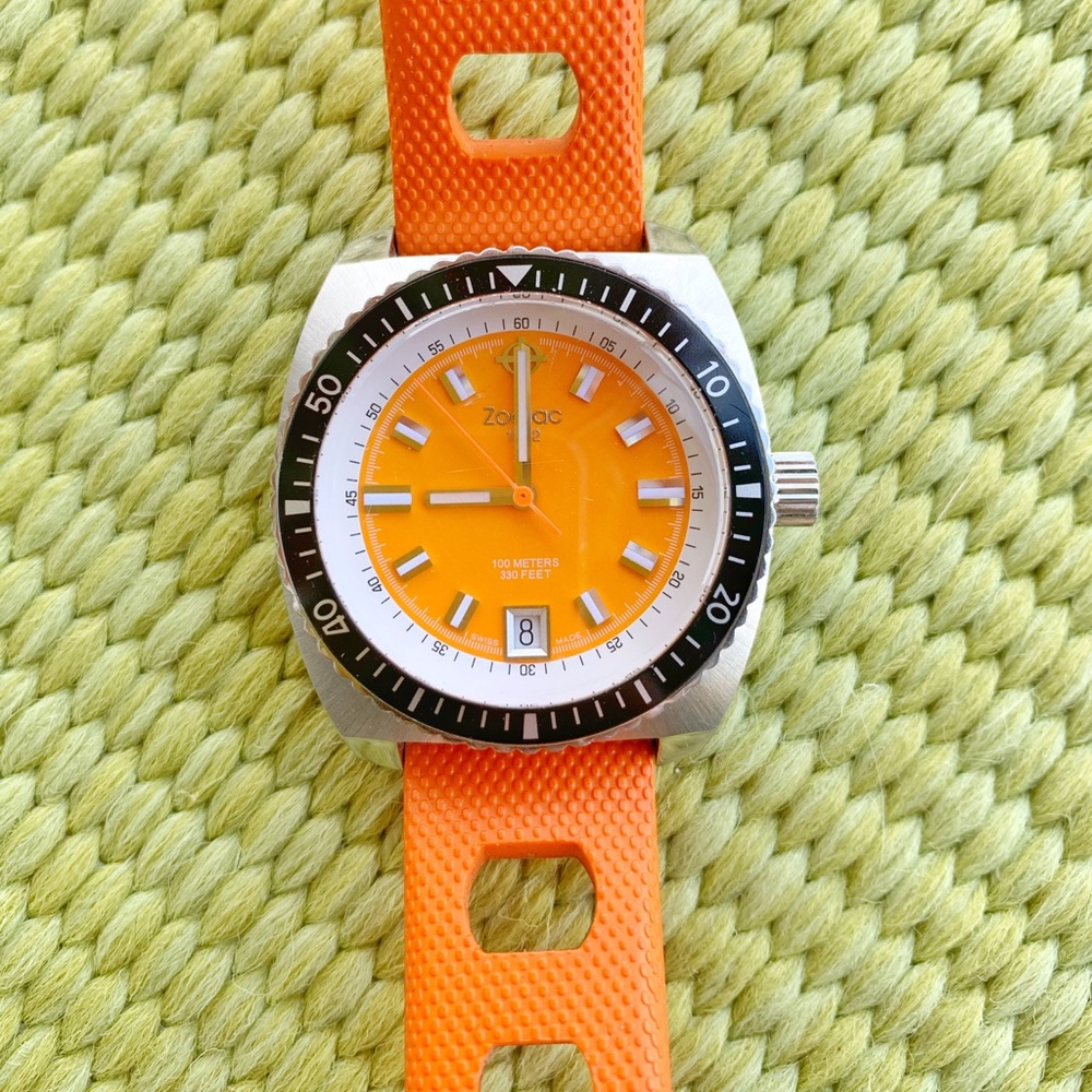 Discounted shipping Zodiac orange watch